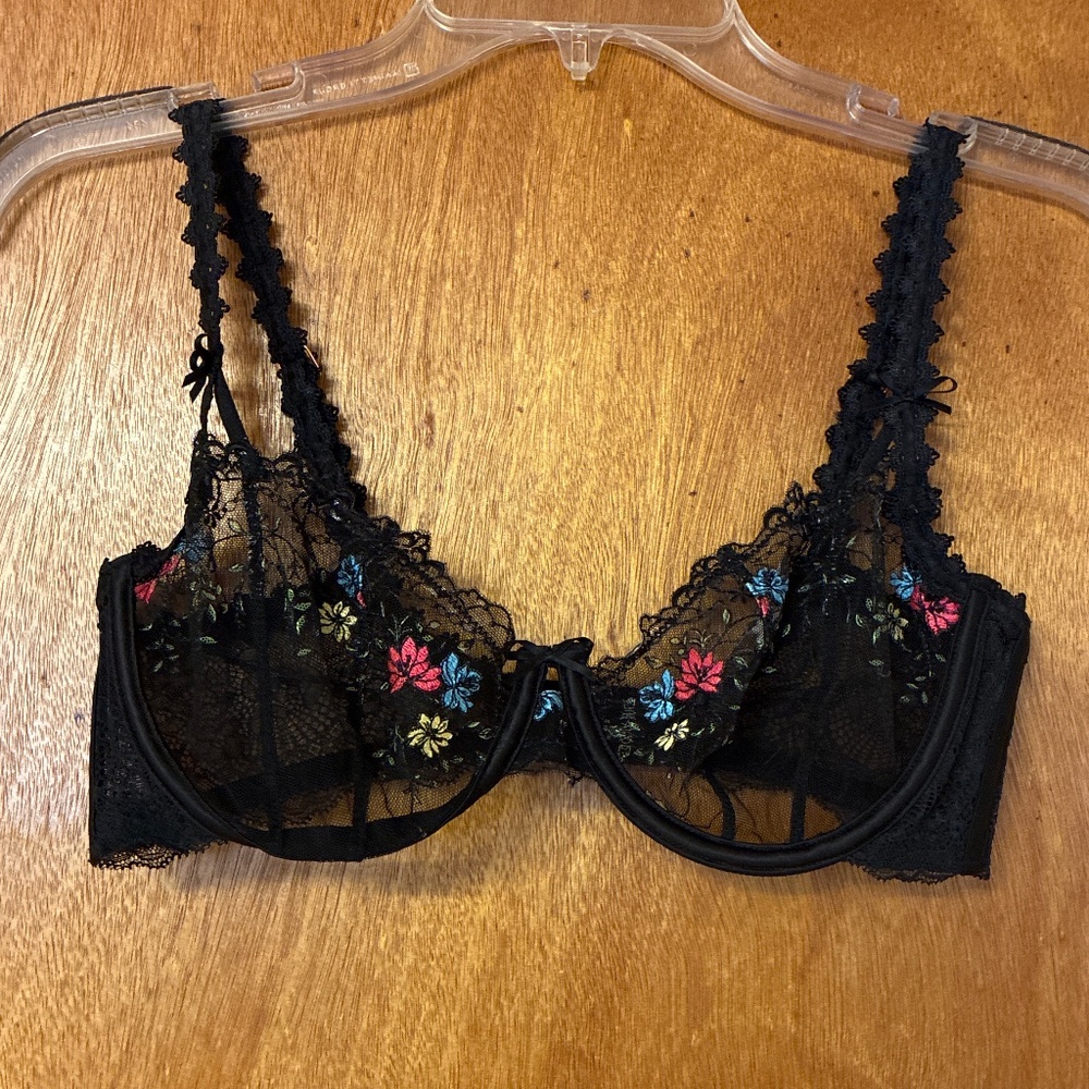 Floral Lace Black Bra
